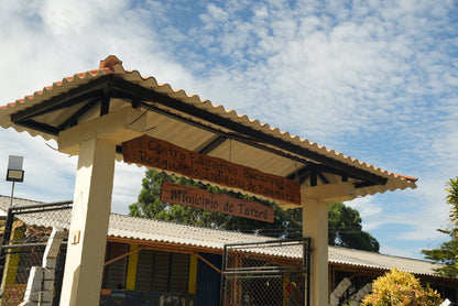 Escuela y Cafe