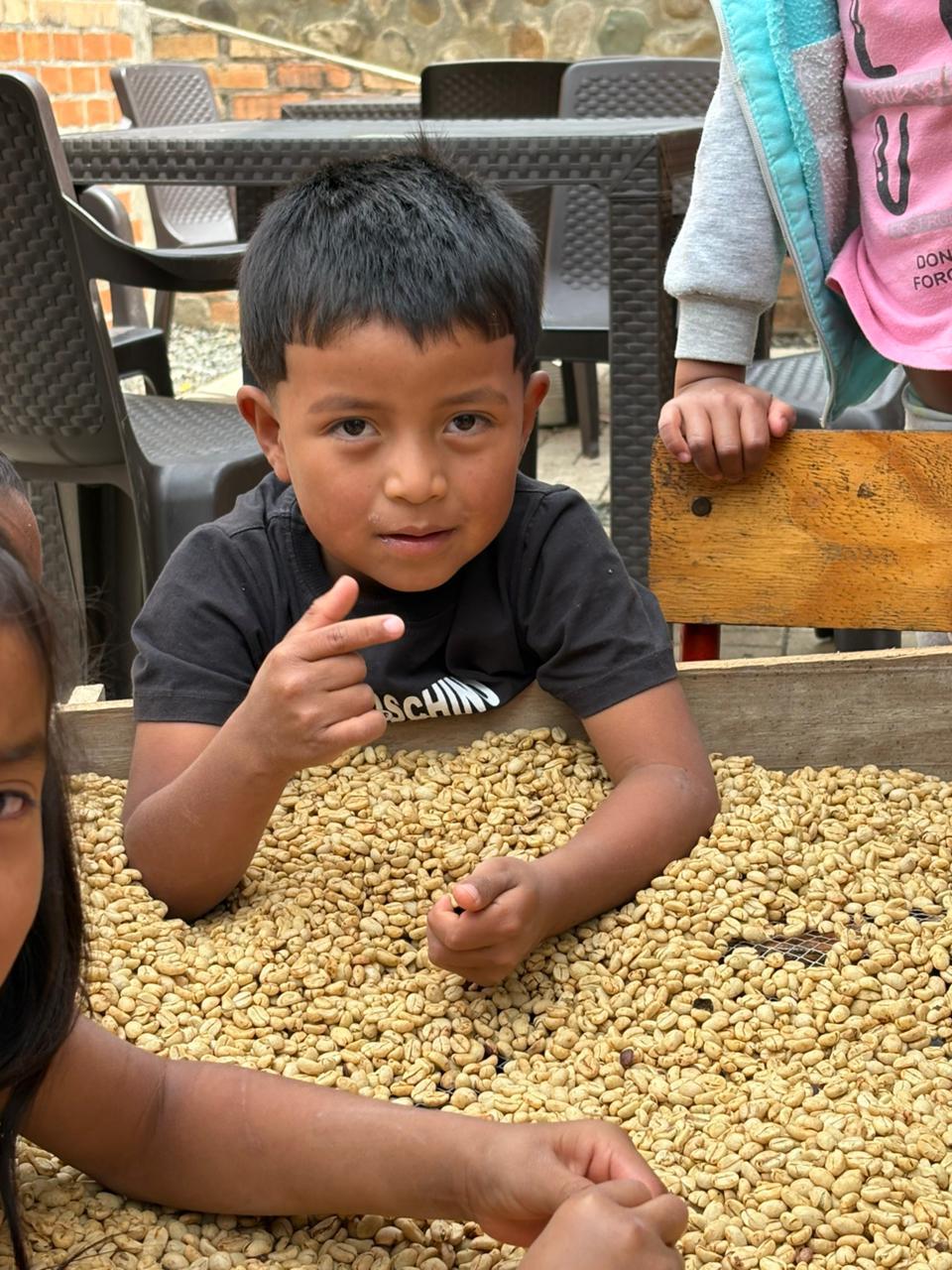 Escuela y Cafe